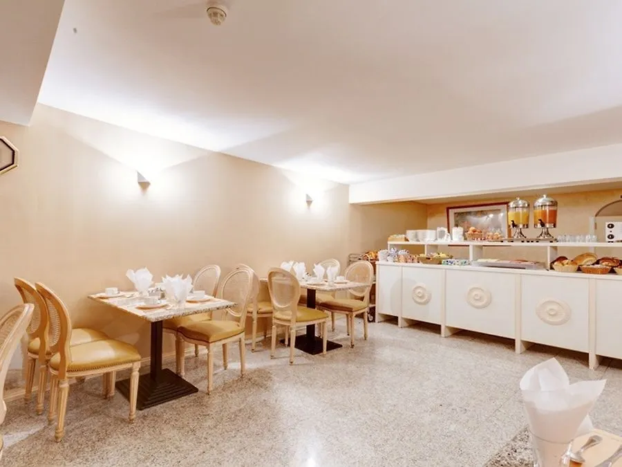 ***  Hotel Beau Site Brüksel Belçika
